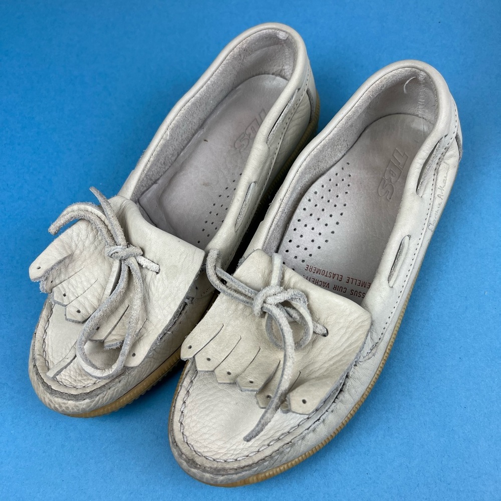 Ladies moccasins